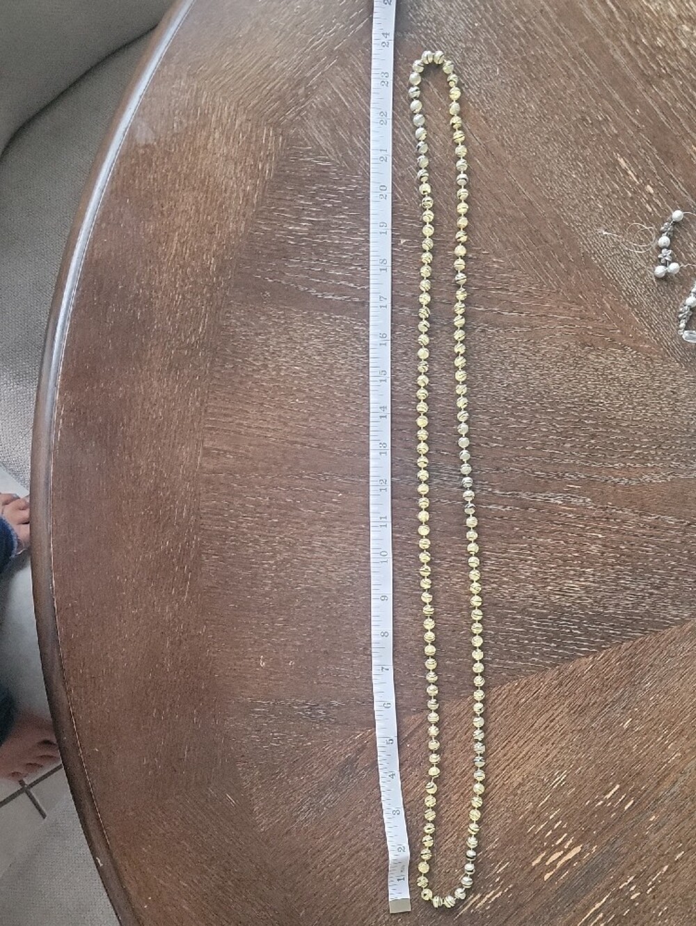 Yellow Glass Bead Necklace - Picture 3 of 5